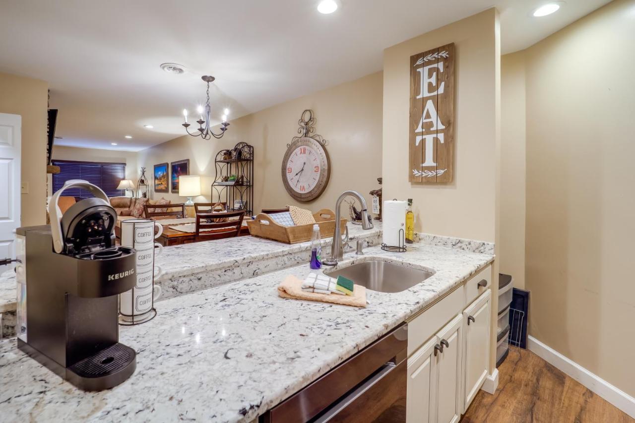 Cozy Banner Elk Condo With Fireplace And Lookout Deck! Luaran gambar